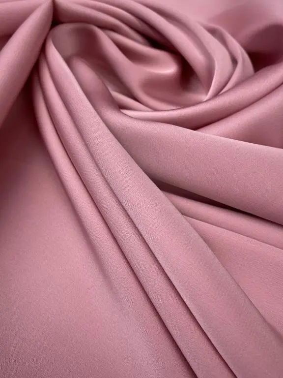 likra-saten-sifon-gul-kurusu-5-3.jpg Likra Saten Şifon (İpeksi Saten) Kumaş