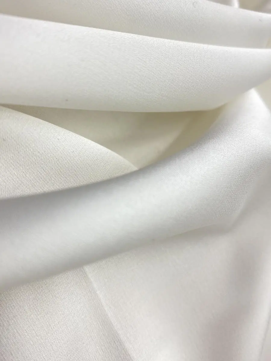 likra-saten-sifon-kirik-beyaz-3.jpg Likra Saten Şifon (İpeksi Saten) Kumaş
